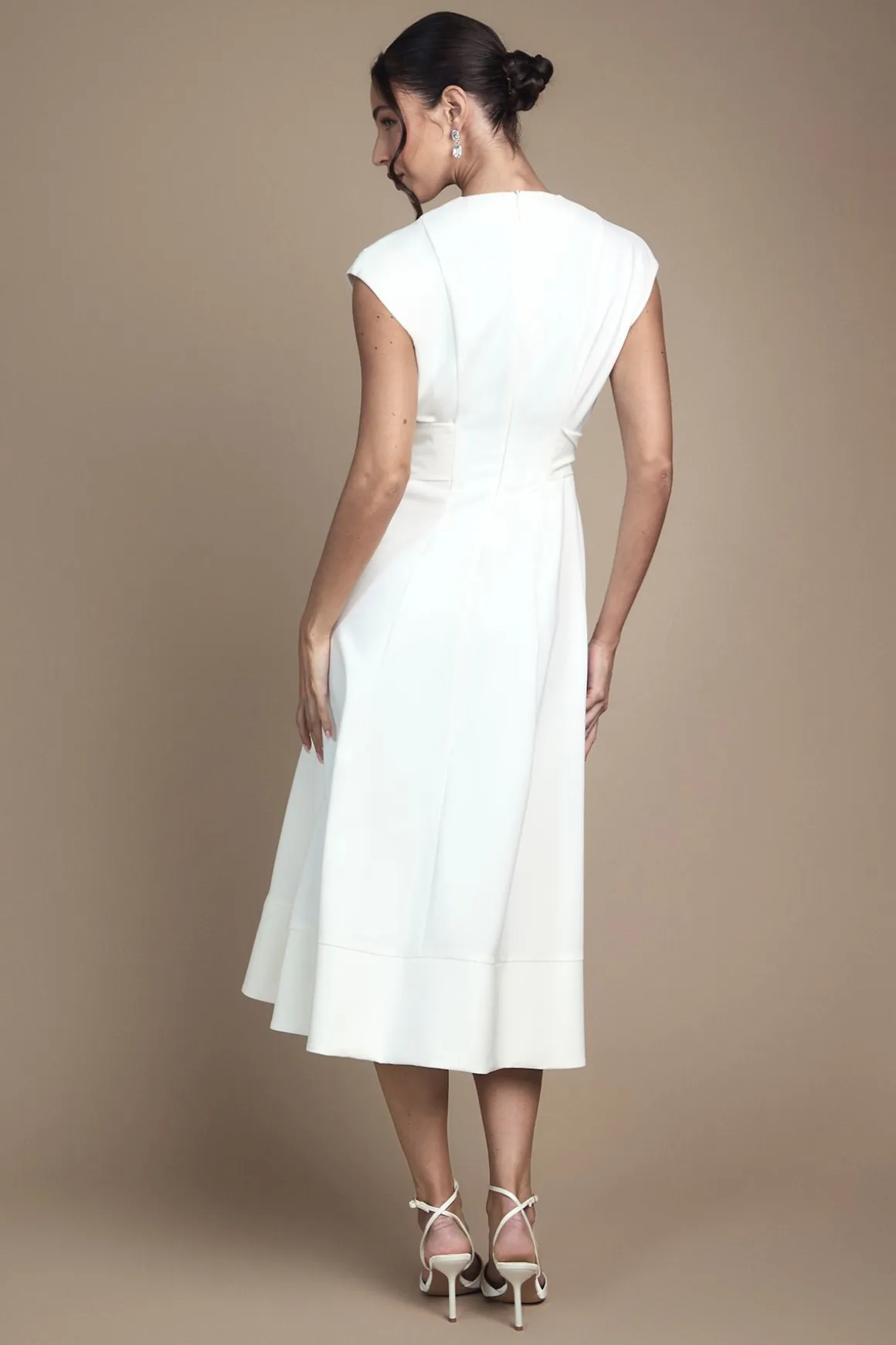 Robe de Mariée Mi-Longue Sans Manches avec Ceinture