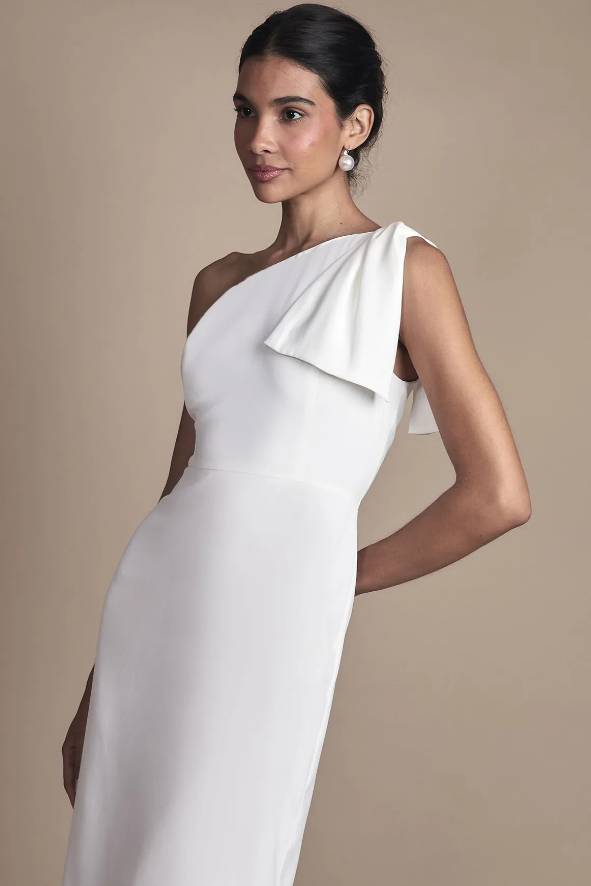 Robe de Mariée Mi-Longue à Une Épaule avec Nœud