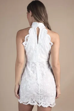 Robe de Mariée Mini en Maille Brodée à Col Montant
