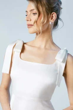 Robe de Mariée Mini en Satin à Bretelles Nouées