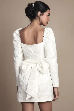 Robe de Mariée Mini à Manches Longues et Encolure Carrée en Jacquard avec Détail Nœud