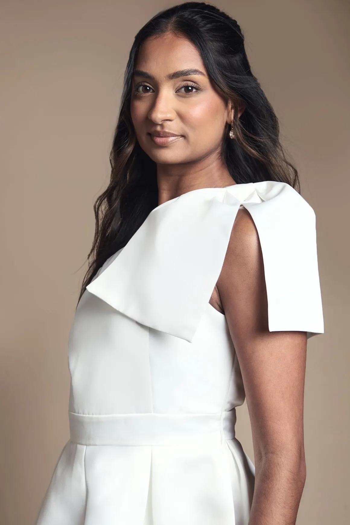 Robe de Mariée Mini à Une Épaule avec Nœud Statement