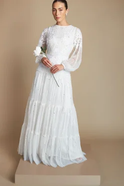 Robe De Mariée Ornée De Motifs Floraux Placés Avec Manches Ballon