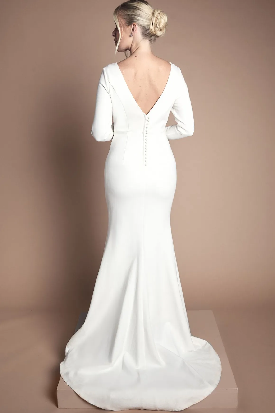 Robe de Mariée Petite Encolure Slash à Traîne synthétiqueddle