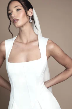 Robe de Mariée Sans Manches à Taille Basse