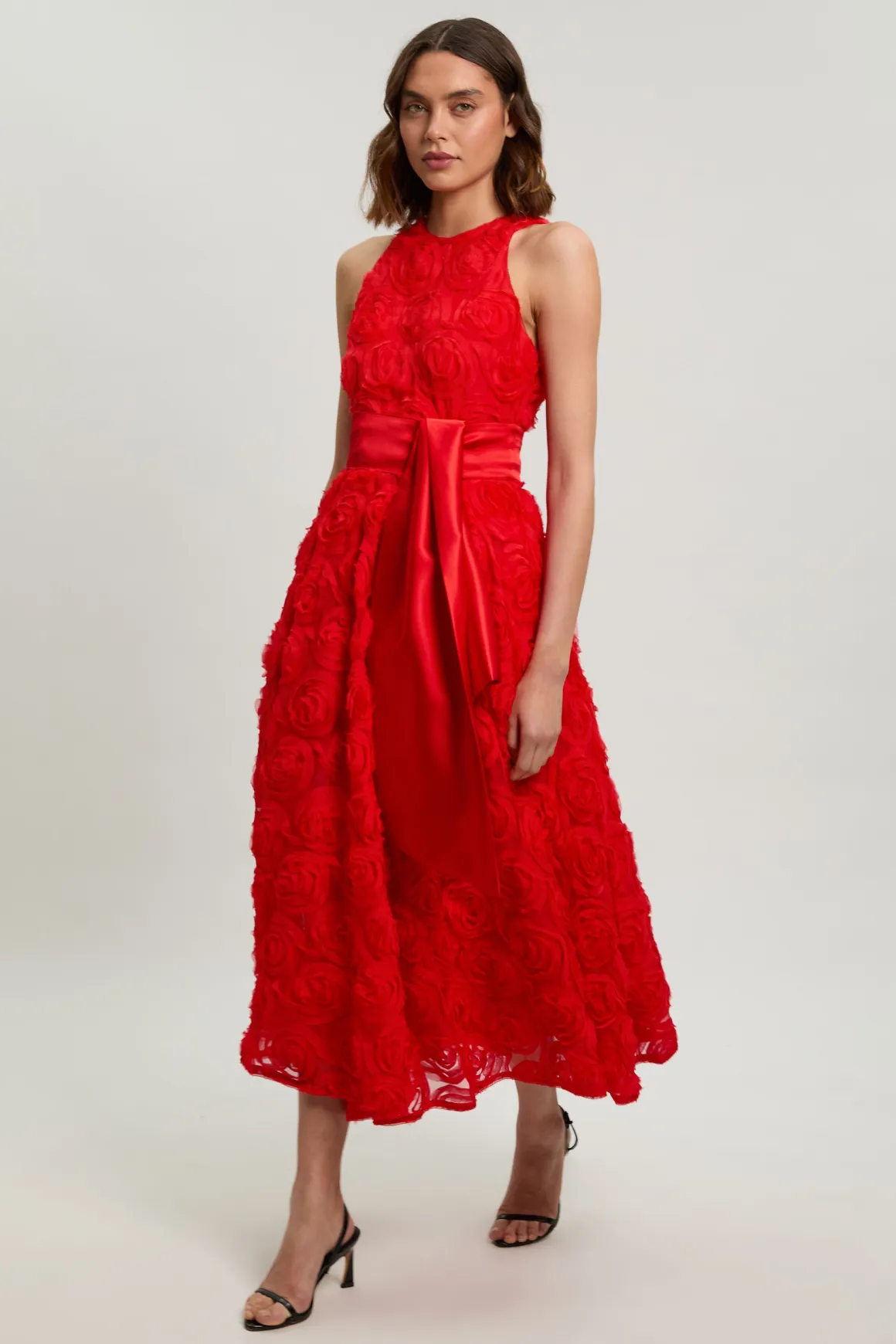 Robe De Soirée En Tulle À Rosettes Avec Ceinture En Satin Tissé