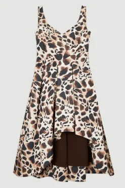 Robe de soirée maxi structurée en satin de viscose à imprimé animal pour bal