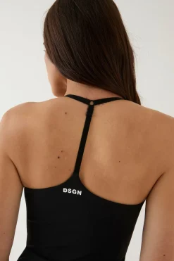 Robe De Tennis Dsgn Studio Sculptante À Dos En T Et Encolure Arrondie Avec Short Intégré