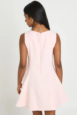 Robe Droite Ajustée À Manches Bouffantes