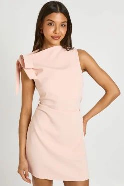 Robe Droite Ajustée À Épaule Nouée Asymétrique