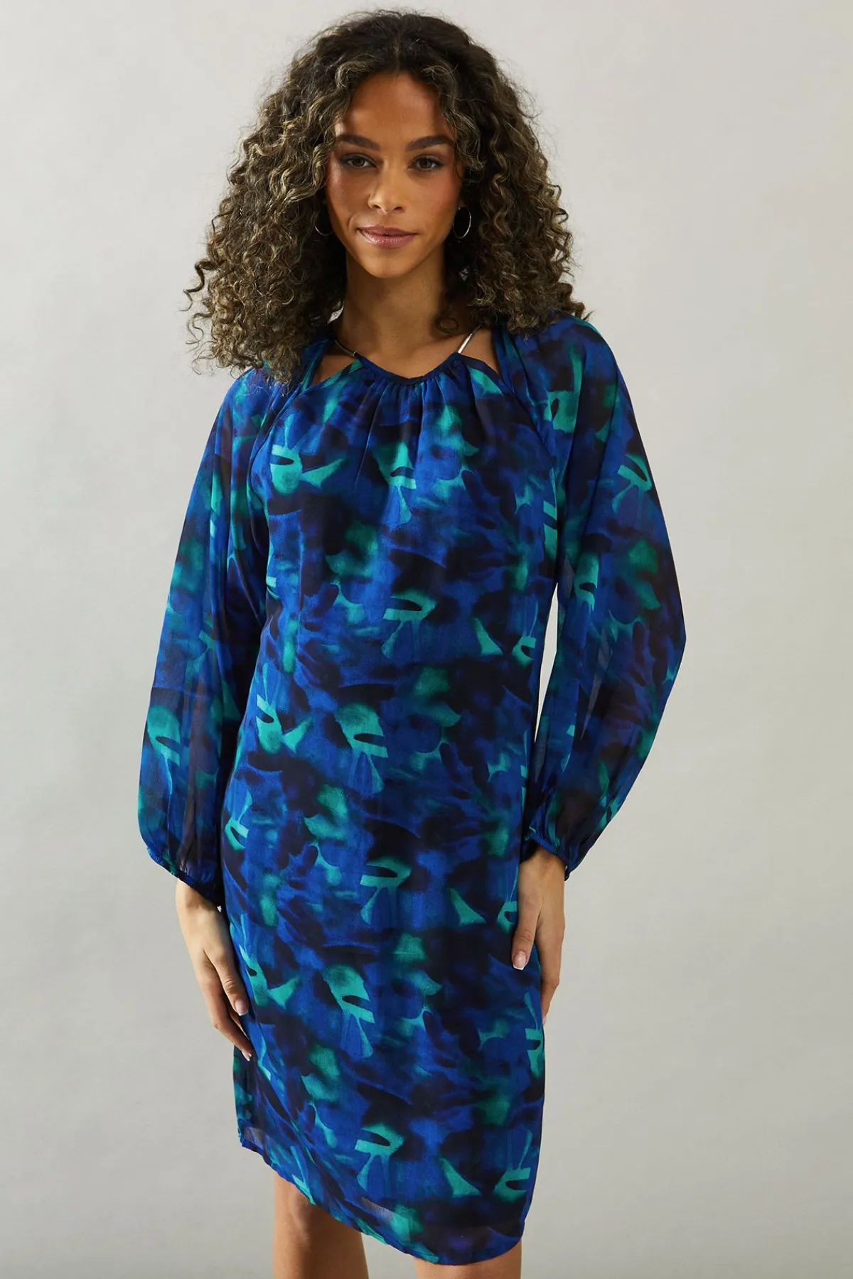 Wallis Robe Droite Bleue à Imprimé Abstrait avec Détail Ajouré<Femme Robes|Robes À Manches Longues