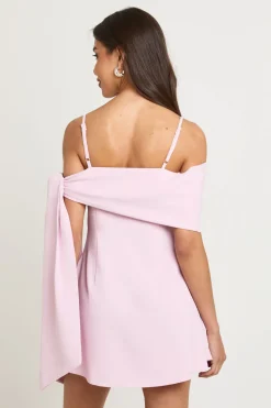 Robe Droite Cintrée À Bretelles Avec Nœud Rabattu