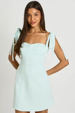 Robe Droite Cintrée À Encolure Cœur Et Bretelles Nouées Aux Épaules