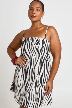 boohoo Robe Droite Cintrée En Lin Imprimé Grande Taille<Femme Robes|Robes De Jour