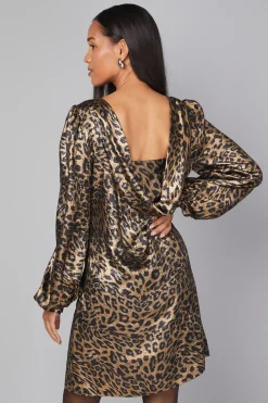 Robe Droite à Col Bénitier Léopard Métallisé