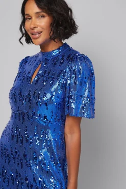 Robe Droite Col Montant à Sequins