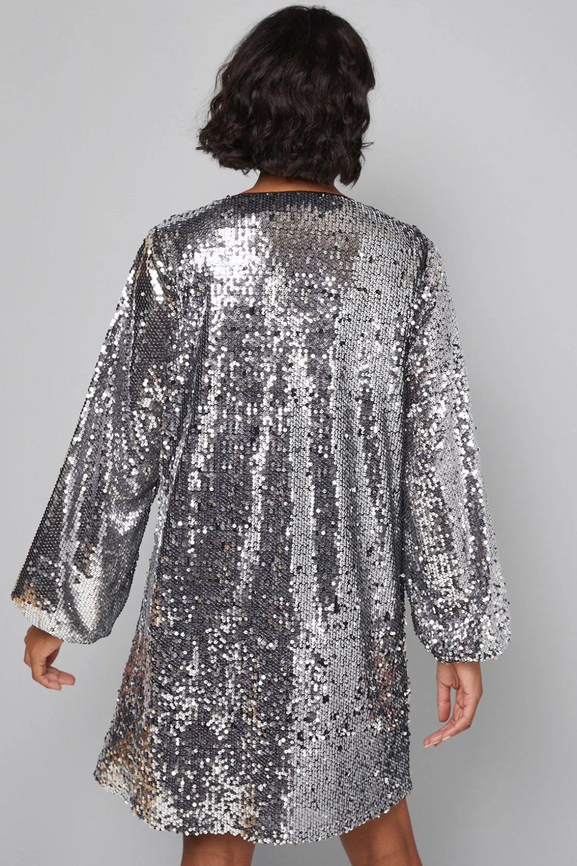 Robe Droite à Col V avec Sequins Mélangés
