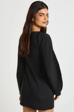 boohoo Robe Droite Courte à Manches Évasées Structurées<Femme Robes À Manches Longues|Robes