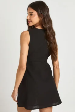 Robe Droite En Lin Avec Détail Froncé Au Buste