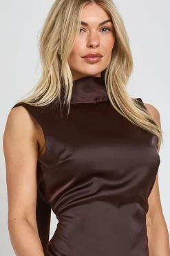 Robe Droite En Satin Texturé Dos Nu Avec Détail Foulard