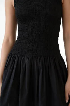 Robe Droite Froncée À Ourlet Tombant