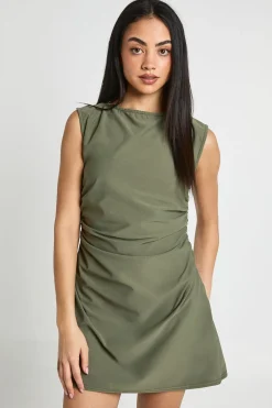 Robe Droite À Manches Longues Avec Fronces Latérales