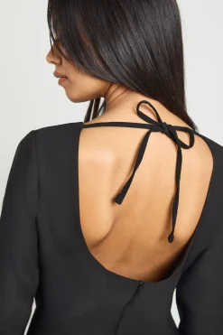 Robe Droite à Manches Évasées avec Liens dans le Dos