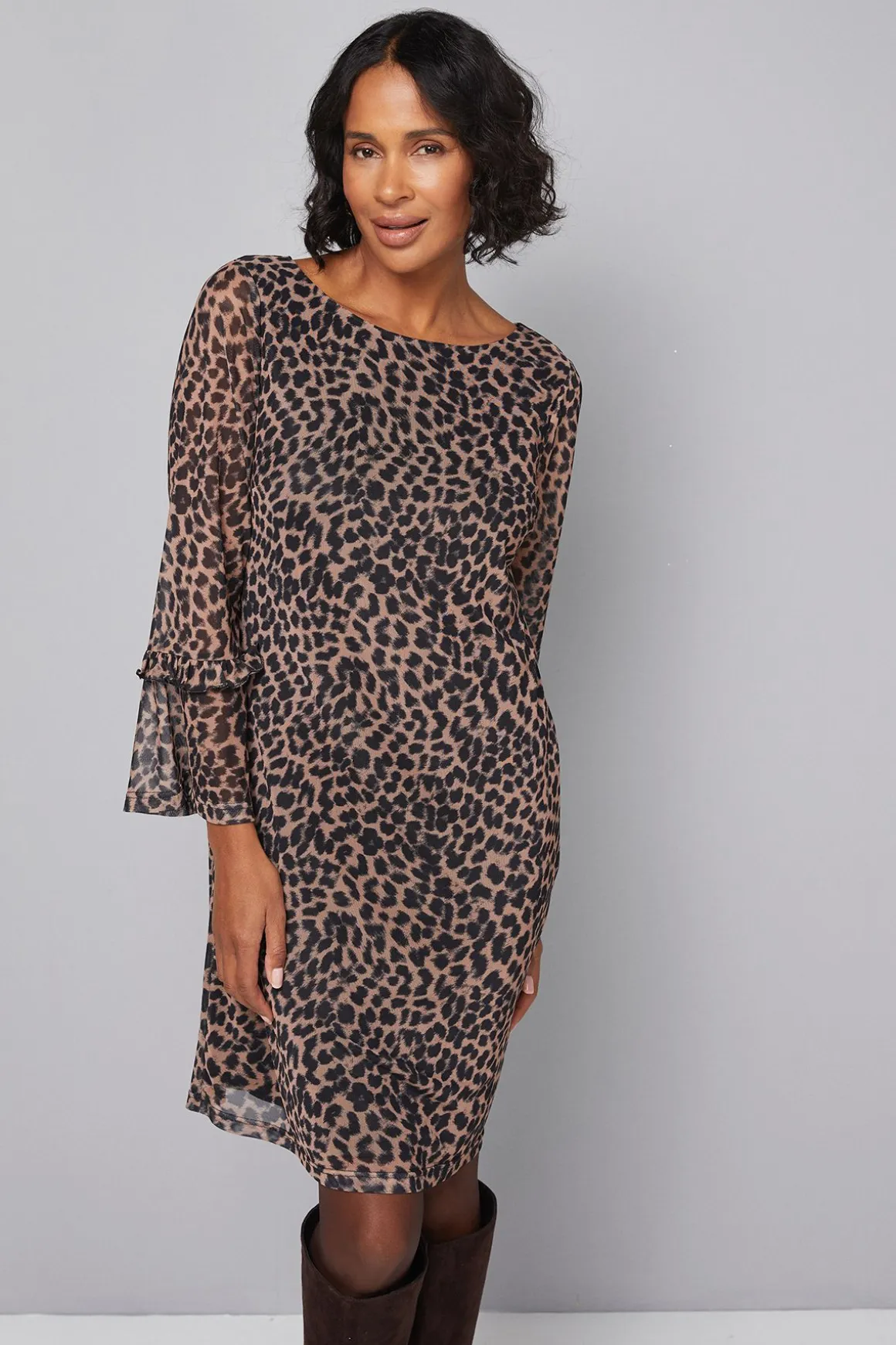 Robe Droite à Manches Volantées en Maille Léopard
