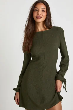 Robe droite à manches volumineuses texturée