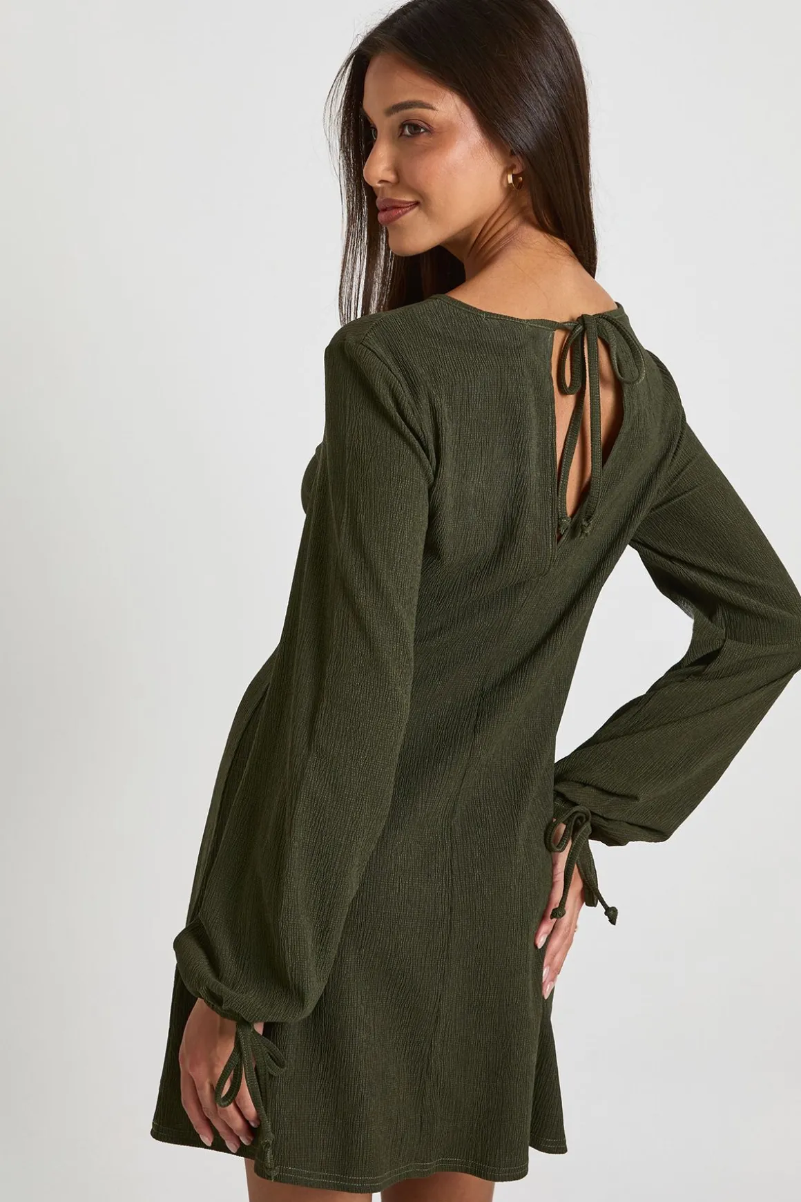 Robe droite à manches volumineuses texturée