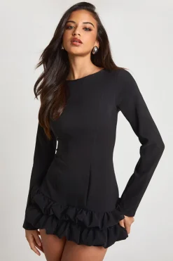 Robe droite à ourlet à volants