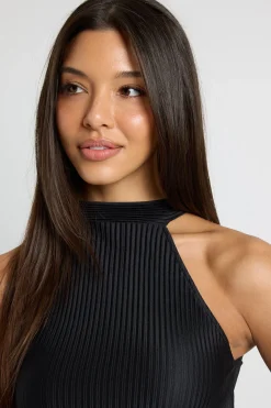 Robe Droite Plissée À Col Montant Et Taille Nouée