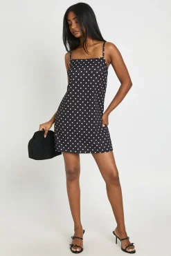 Robe Droite À Pois Avec Dos Croisé