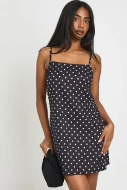 Robe Droite À Pois Avec Dos Croisé