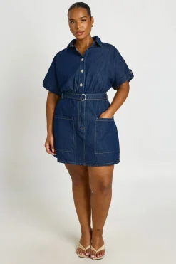boohoo Robe Droite Utilitaire En Denim Grande Taille Avec Ceinture<Femme Denim|Denim