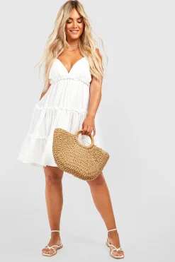 boohoo Robe d'été grande taille en cheesecloth à volants et à bretelles<Femme Robes Courtes|Robes