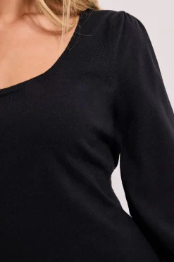 Robe à Encolure Carrée et Manches Bouffantes