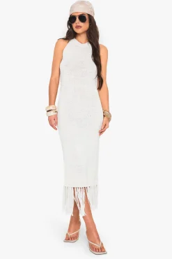 Robe en crochet avec détail de pampilles