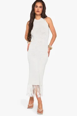 Robe en crochet avec détail de pampilles