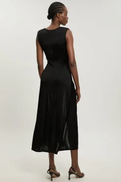 Robe En Crêpe De Viscose À Encolure Plongeante Et Fronces Sur Le Devant