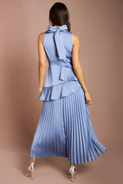 Robe En Crêpe Dos Satin À Volants Plissés Sans Manches