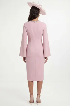 Wallis Robe En Crêpe À Manches Cape Et Encolure Ornée<Femme Toutes Les Robes|Robes Mi-Longues