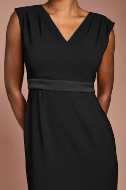 Robe en Crêpe Satiné avec Basque