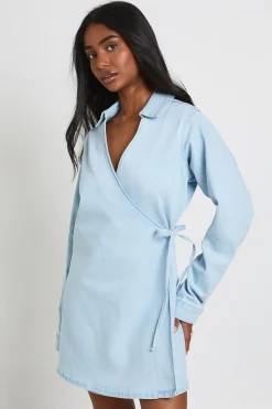 boohoo Robe En Denim À Effet Cache-cœur<Femme Denim|Denim