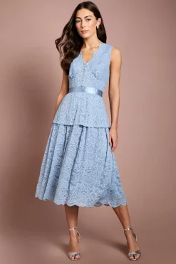 Robe En Dentelle Avec Détail Péplum