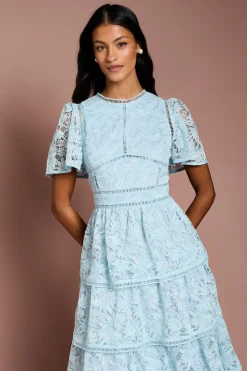 Coast Robe en Dentelle à Volants Étagée Petite Taille avec Manches Papillon et Finitions<Femme Toutes Les Robes|Robes Mi-Longues