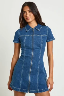 Robe En Jean À Manches Courtes Avec Fermeture Zippée Devant