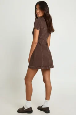boohoo Robe En Jean À Manches Courtes Et Fermeture Zippée Devant<Femme Denim|Denim