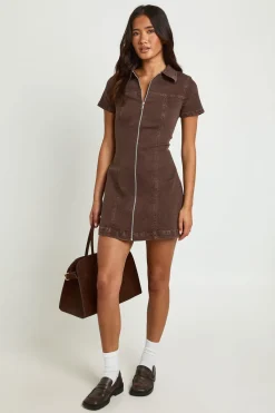 boohoo Robe En Jean À Manches Courtes Et Fermeture Zippée Devant<Femme Denim|Denim