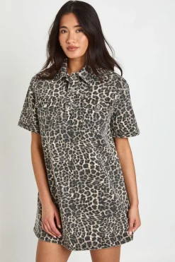 boohoo Robe En Jean À Manches Courtes Imprimé<Femme Denim|Denim